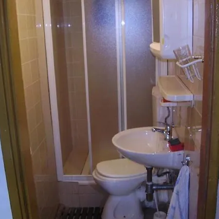 Dane * Τρογκίρ